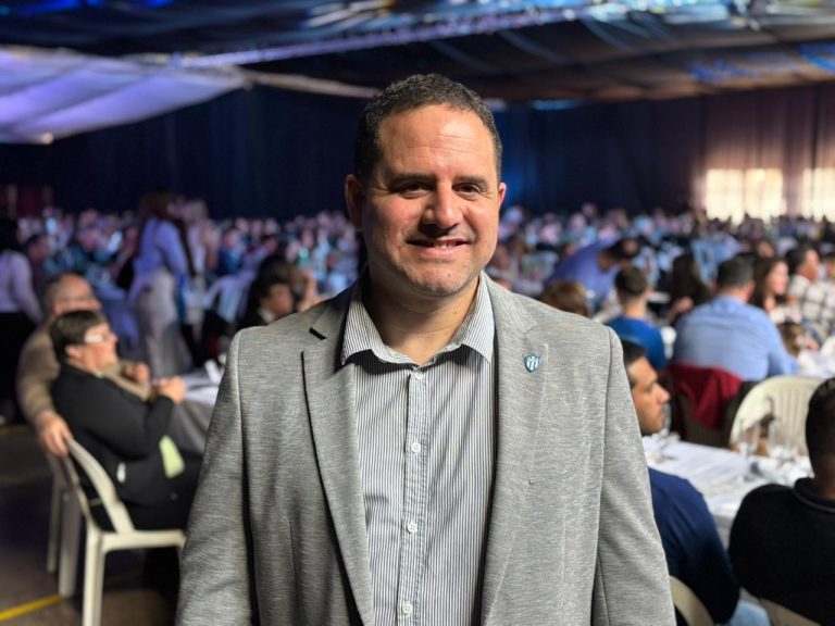 FEDERICO BRUSSA Y EL FESTEJO CON LAS REINAS – «Se mostraron felices y agradecidas»