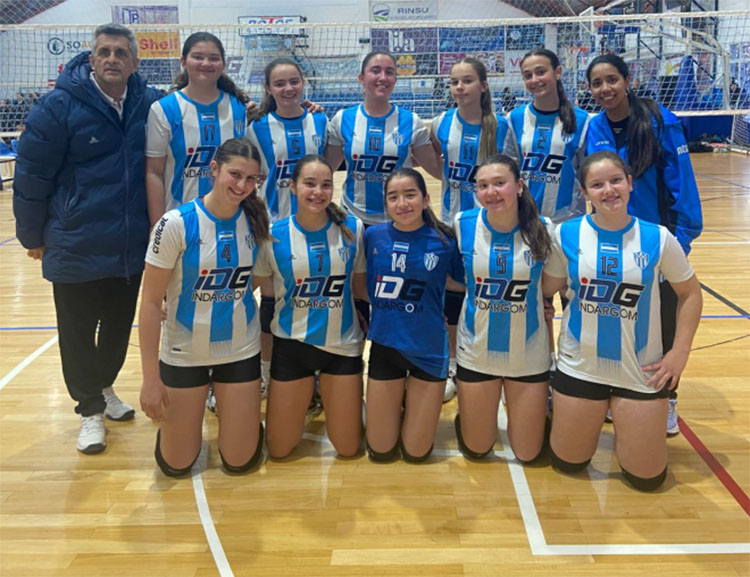 VOLEY – El Sub 14 de Trebolense se copó en su casa