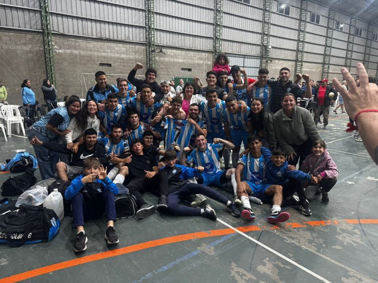 FUTSAL – ¡Trebolense festejó en grande el Clásico!