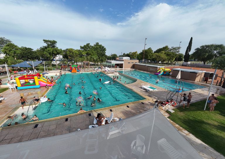 Trebolense inauguró su temporada de pileta con una fiesta inolvidable