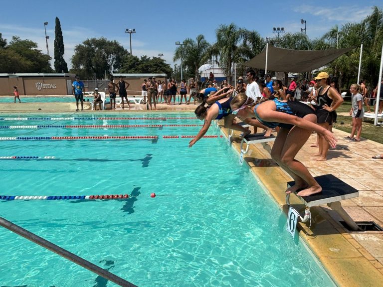 Trebolense fue sede del 4º Encuentro de Natación de la ANCOS