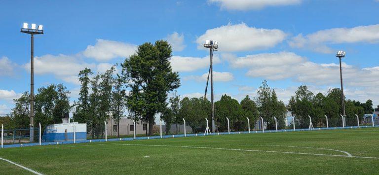 Trebolense completó la iluminación LED del Estadio Centenario